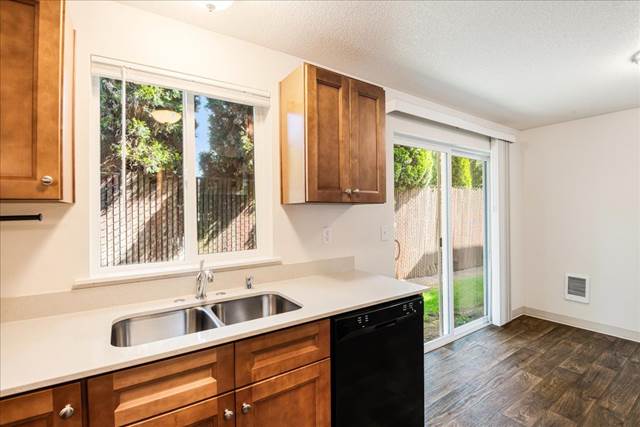 2-bedroom townhome at Lincoln Townhomes in Vancouver, WA